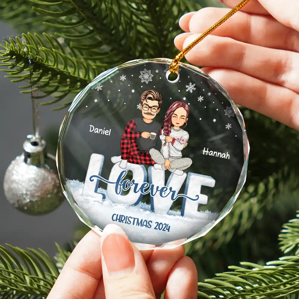 Love Forever Christmas Cartoon Couple - Personalized Circle  Ornament