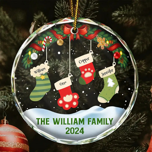 Family Christmas Stockings Parents Kids Pets - Personalized Circle Ornament