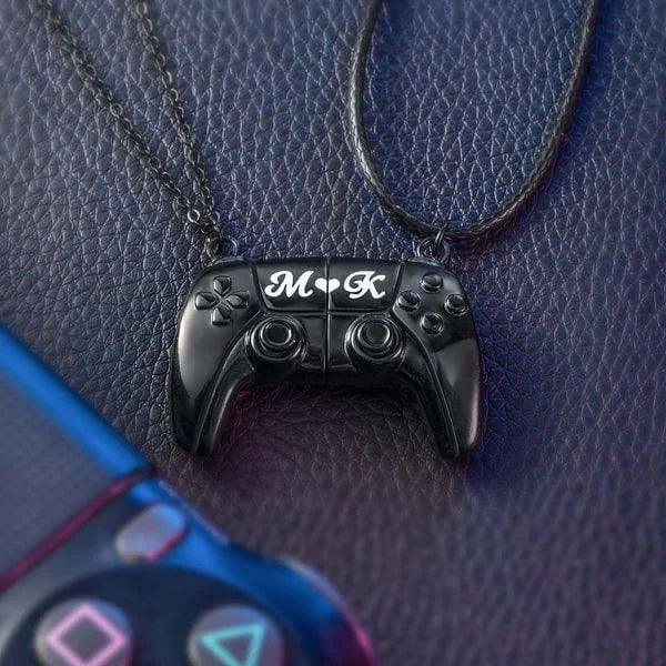 Personalised Gamepad Magnetic Pendant Necklace with Engraved Initials Valentine's Day Gift for Game Couple