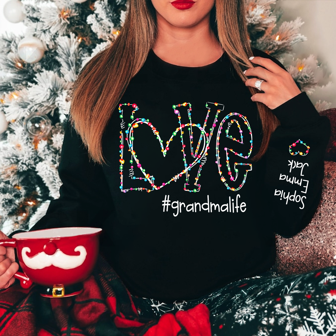 Love grandmalife Christmas lights And Grandkids Christmas Merry Sweatshirt