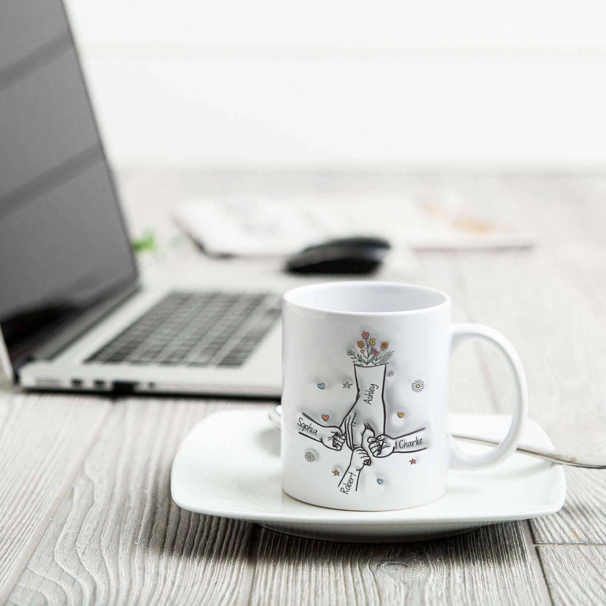 Gift For Mom Kids Holding Mom‘s Hand 3D Inflated Effect Personalized Mug