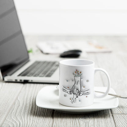 Gift For Mom Kids Holding Mom‘s Hand 3D Inflated Effect Personalized Mug