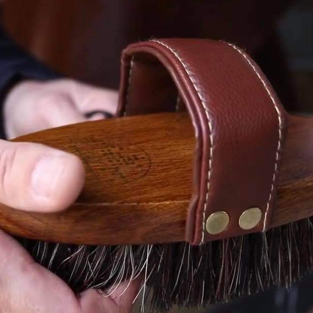 Dandy Brush