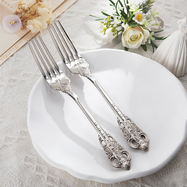 Personalized Vintage Wedding Forks with Laser Engraving Mr. Mrs. and Date Anniversary Wedding Engagement Gift for Couple Set of 2 with Kraft Paper Box