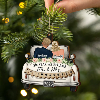 The Year We Became Mr & Mrs Couple In Car - Personalized 1-Layered Wooden Ornament