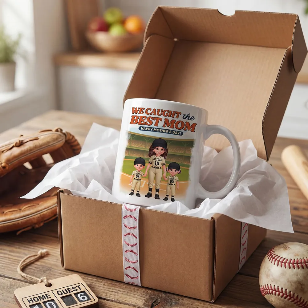 Baseball We Caught The Best Mom - Personalized Mug - Mother's Day Gift For Baseball Mom