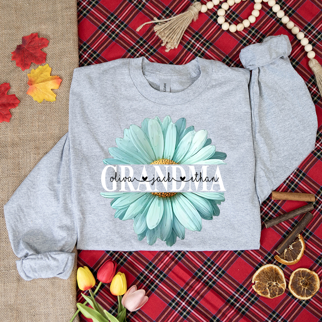 Grandma Flower Daisy Color And Grandkids T-Shirt